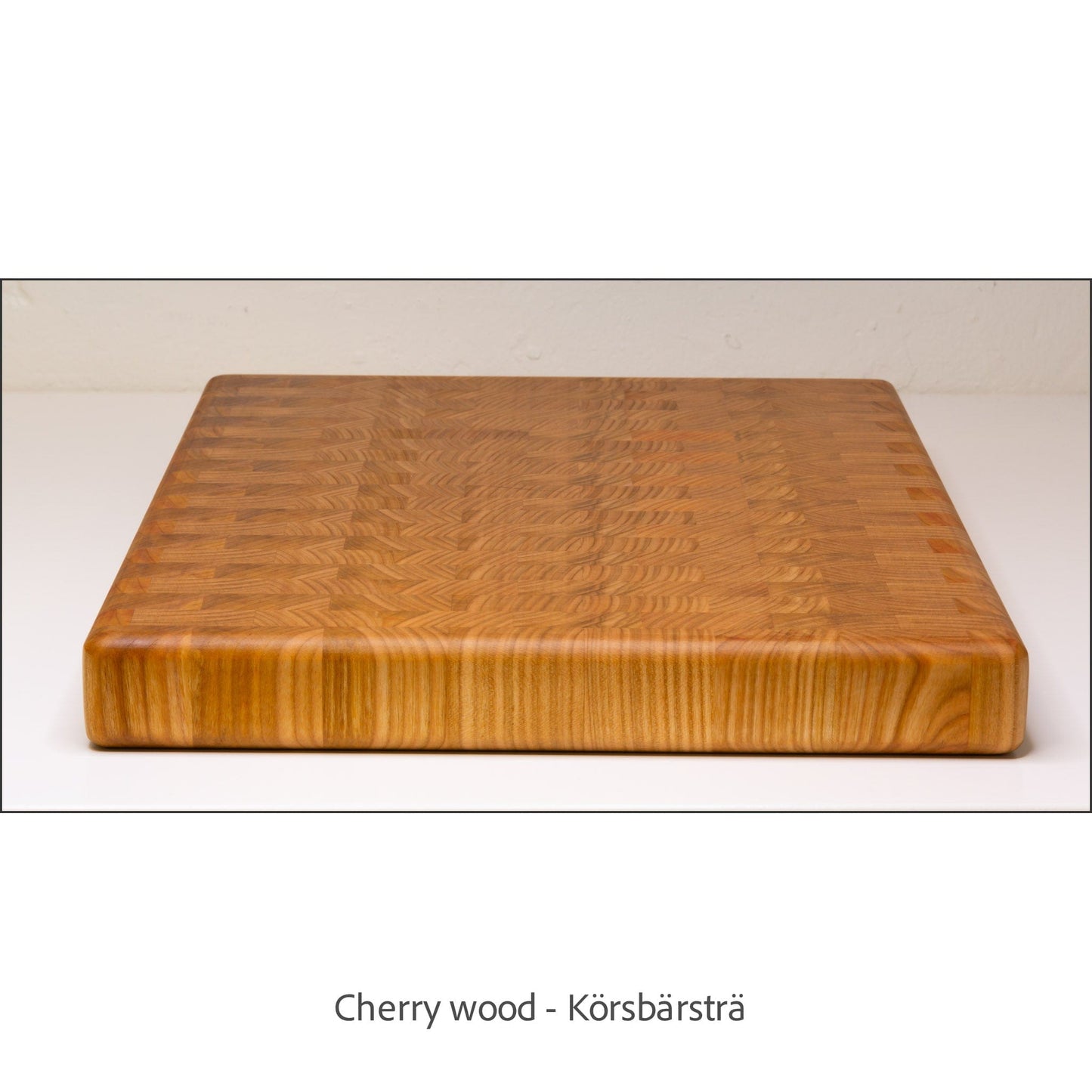 WoodMovement Cutting / Serving Board ENDGRAIN - Handmade Endgrain Cherry Wooden Cutting Board #CB-EG02