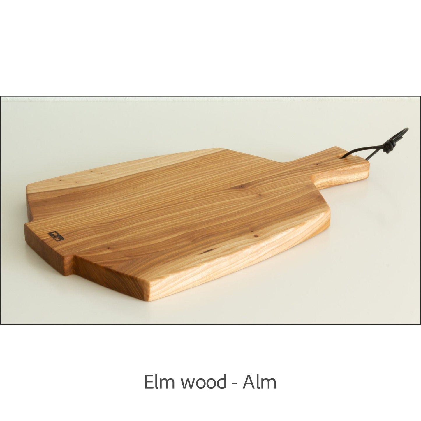 WoodMovement Cutting / Serving Board PETAL - Handmade Wooden Serving Plate / Cutting Board #CB-PE01