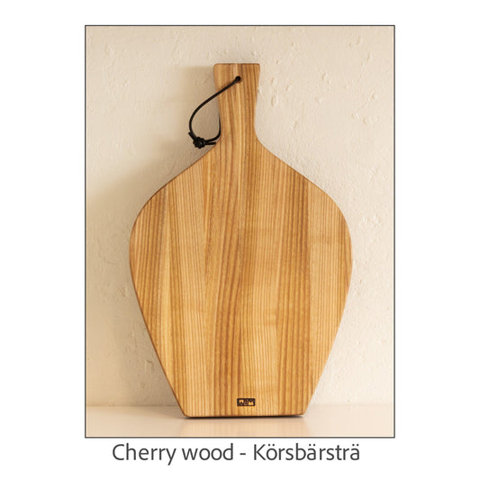 WoodMovement Cutting / Serving Board Cherry TULIP - Handmade Wooden Serving Plate / Cutting Board #CB-TU01